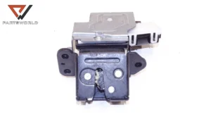 Брава заден капак  c6728 за mazda 2 ii (de) 1.3 i 86 hp (hatchback)