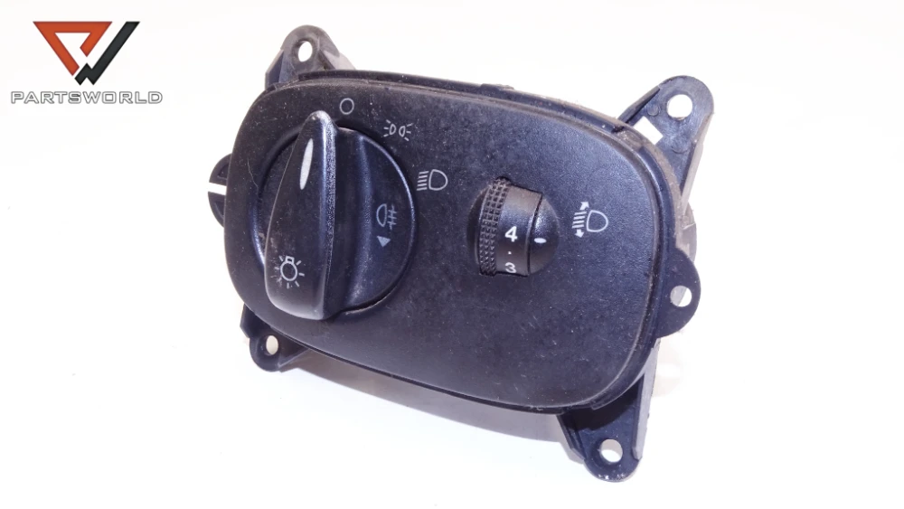 Ключ светлини yc1t-13a024-bb за ford transit connect 1.8 tdci 90 hp (van) Ключ светлини yc1t-13a024-bb за ford transit connect 1.8 tdci 90 hp (van)