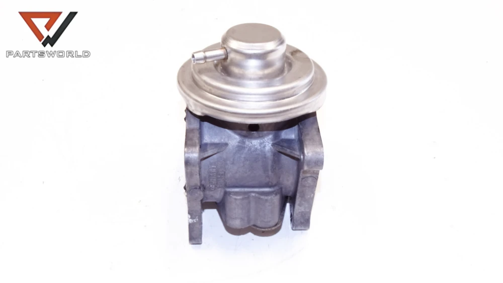 egr 038131501s за vw golf v 1.9 tdi 105 hp bkc (hatchback) egr 038131501s за vw golf v 1.9 tdi 105 hp bkc (hatchback)