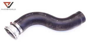 Маркуч турбо  за toyota  corolla verso ii (ar10) 2.2 d4d 136 hp (mpv)