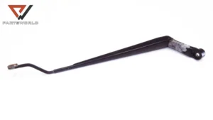 Рамо чистачка предна лява  за toyota  corolla verso ii (ar10) 2.2 d4d 136 hp (mpv)