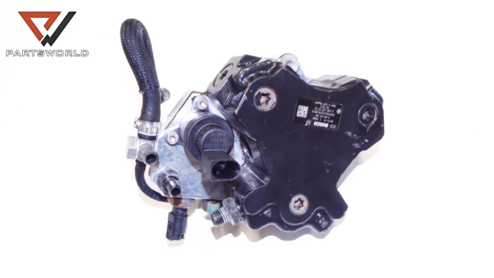 ГНП a6400700701 за mitsubishi colt vi (z30) 1.5 di-d 68 hp (hatchback) ГНП a6400700701 за mitsubishi colt vi (z30) 1.5 di-d 68 hp (hatchback)