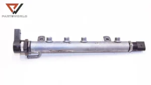 Горивна рейка  a6110780449/a6390700495 за mitsubishi colt vi (z30) 1.5 di-d 68 hp (hatchback)