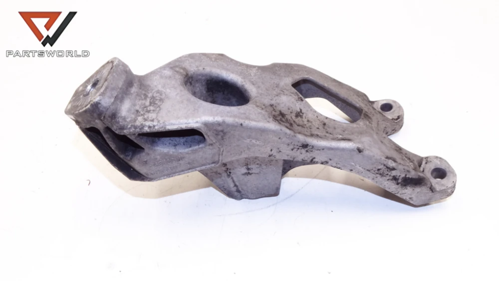 Конзола тампон двигател за audi a4 (b8 8k) 2.0 tdi 143 hp (avant) Конзола тампон двигател за audi a4 (b8 8k) 2.0 tdi 143 hp (avant)