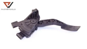 Педал газ a4543000304 за mitsubishi colt vi (z30) 1.5 di-d 68 hp (hatchback)