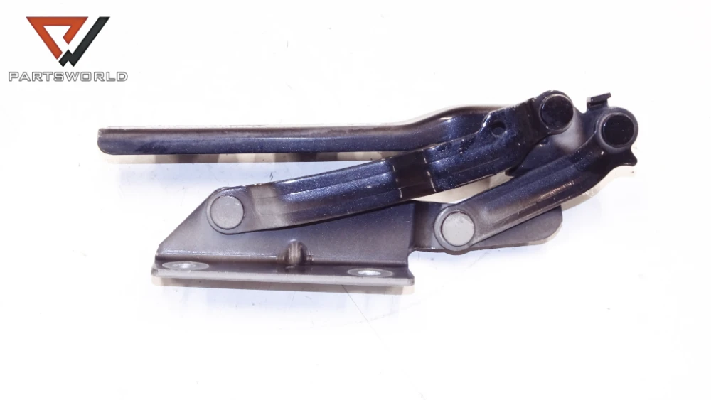 Панта преден капак лява за vw golf v 1.6 fsi 115 hp (bag) (hatchback) Панта преден капак лява за vw golf v 1.6 fsi 115 hp (bag) (hatchback)