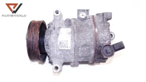 Компресор климатик 5q0820803g за vw golf vii variant (ba5) 1.6 tdi 105 hp (cxx) (combi)