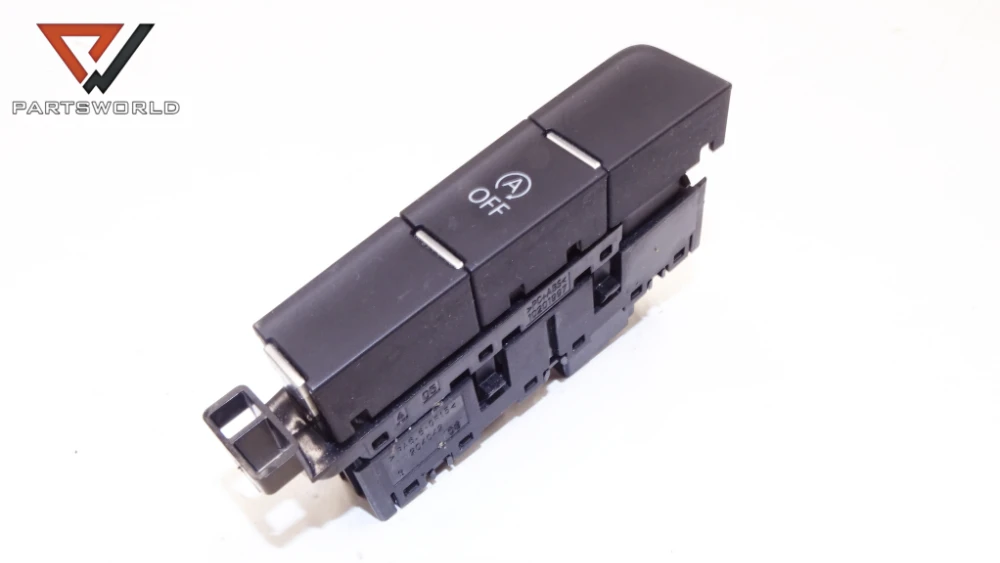 DSC09664_PARTSWORLD Копче START/STOP 5G1927137T за VW Golf VII Variant (BA5) 1.6 TDI 105 hp (CXX) (combi) - Image 1