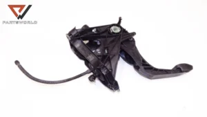 Педал съединител с помпа  5q1721059fb за vw golf vii variant (ba5) 1.6 tdi 105 hp (cxx) (combi)