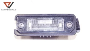 Плафон регистрационен номер  за vw golf v plus  1.9 tdi 90 hp (bru) (hatchback)