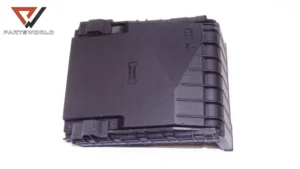 Капак бушонно табло   за vw golf v plus  1.9 tdi 90 hp (bru) (hatchback)