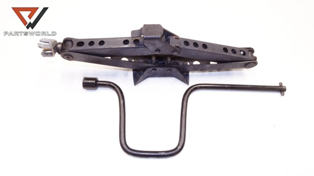 Крик и ключ за гуми за suzuki sx4 ddis 4x4 1.9 ddis 120 hp (d19aa) (hatchback) Крик и ключ за гуми за suzuki sx4 ddis 4x4 1.9 ddis 120 hp (d19aa) (hatchback)