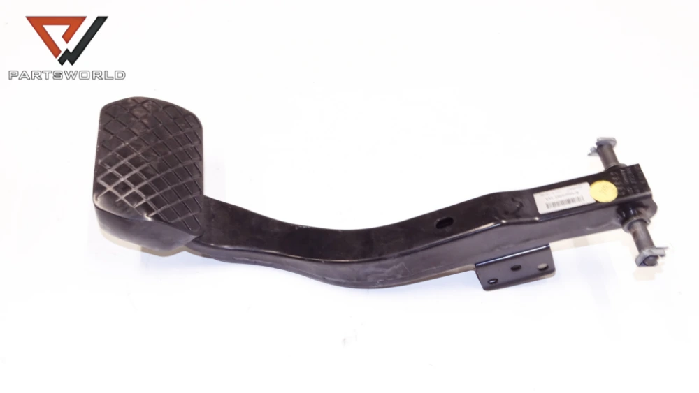 Педал спирачка 4f1723140 за audi a6 (4f,c6) quattro 3.0 tdi 224 hp (sedan) Педал спирачка 4f1723140 за audi a6 (4f,c6) quattro 3.0 tdi 224 hp (sedan)