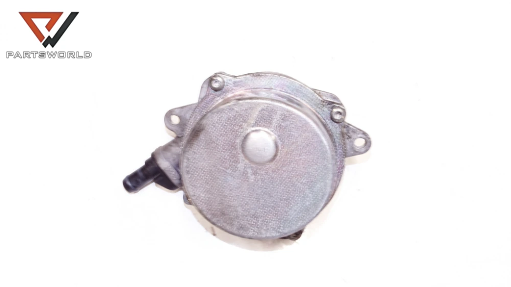 Вакуум помпа 057145100l за audi a6 (4f,c6) quattro 3.0 tdi 224 hp (sedan) Вакуум помпа 057145100l за audi a6 (4f,c6) quattro 3.0 tdi 224 hp (sedan)