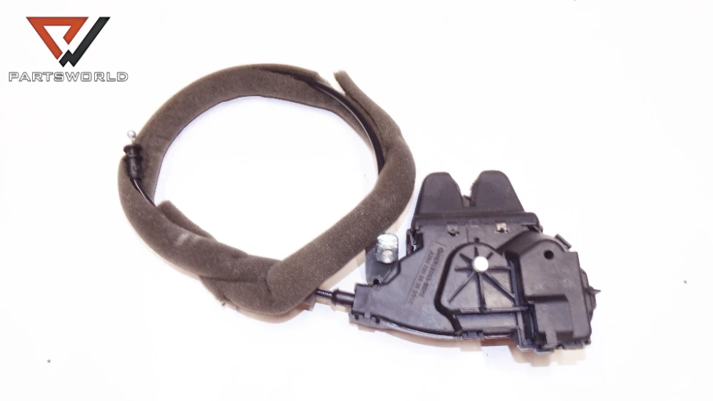 Брава заден капак a2047500085 за mercedes-benz c-class (w204) c 180 1.8 kompressor 156 hp (sedan) Брава заден капак a2047500085 за mercedes-benz c-class (w204) c 180 1.8 kompressor 156 hp (sedan)