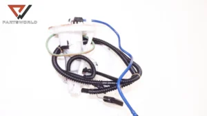 Горивна помпа в резервоар А2044700394 за mercedes-benz c-class (w204) c 180  1.8 kompressor 156 hp (sedan)