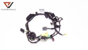 Инсталация врата предна лява А2045402034 за mercedes-benz c-class (w204) c 180  1.8 kompressor 156 hp (sedan)