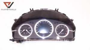 Километраж a2045403648 за mercedes-benz c-class (w204) c 180  1.8 kompressor 156 hp (sedan)