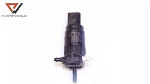 Помпчика за чистачки 1k6955651 за vw golf v 1.9 tdi 105 hp bls (hatchback)