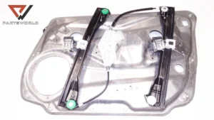 Стъклоповдигач преден ляв 981692-105 за mercedes-benz c-class (w204) c 180  1.8 kompressor 156 hp (sedan)