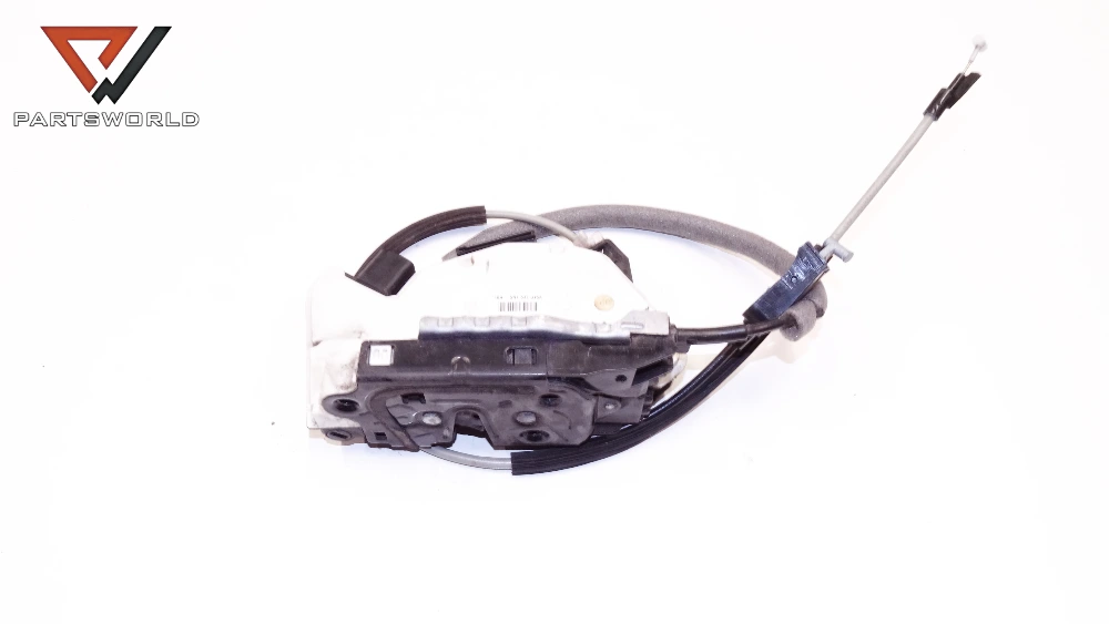 Брава врата предна дясна 5n1837016a за seat ibiza iv sc 1.9 tdi 105hp (hatchback) Брава врата предна дясна 5n1837016a за seat ibiza iv sc 1.9 tdi 105hp (hatchback)