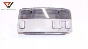 Плафон централен  за vw golf iv (mk4) 1.8 t 20v (150 hp) (aeb)