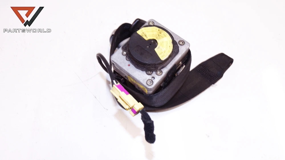 Предпазен колан преден ляв за vw golf iv (mk4) 1.8 t 20v (150 hp) (aeb) Предпазен колан преден ляв за vw golf iv (mk4) 1.8 t 20v (150 hp) (aeb)