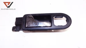 Вътрешна дръжка предна лява  за vw golf iv (mk4) 1.8 t 20v (150 hp) (aeb)