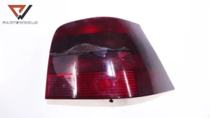 Стоп десен  за vw golf iv (mk4) 1.8 t 20v (150 hp) (aeb)