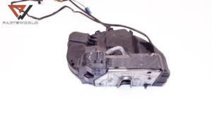 Брава врата задна лява  за mercedes-benz  c-class (w203)  c 200 kompressor (163 hp) (m111)