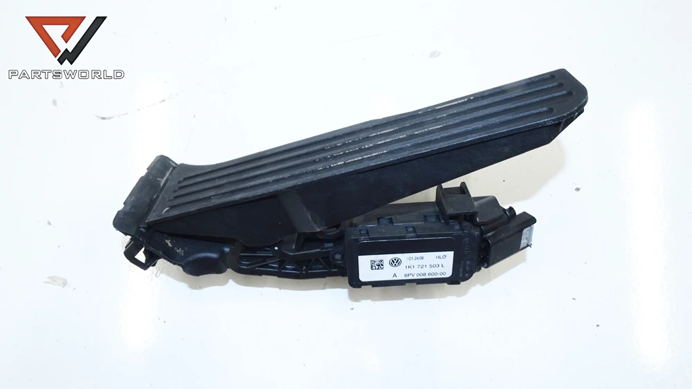 dsc05853_partsworld Педал газ 1K1721503L за VW Golf V 2.0 TDI 140 hp 4 MOTION (BMM) (hatchback) - Image 1